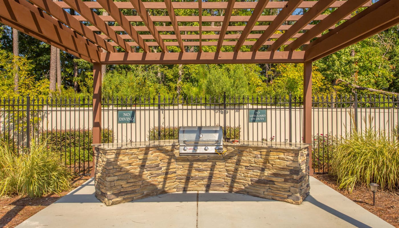 BBQ area at Estates at Perimeter in Augusta, Georgia