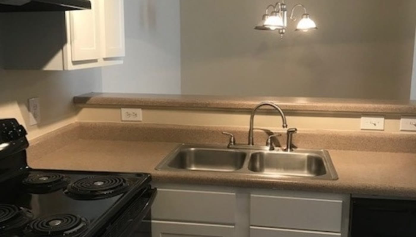 Apartment kitchen at Forest Pointe in Walterboro, South Carolina