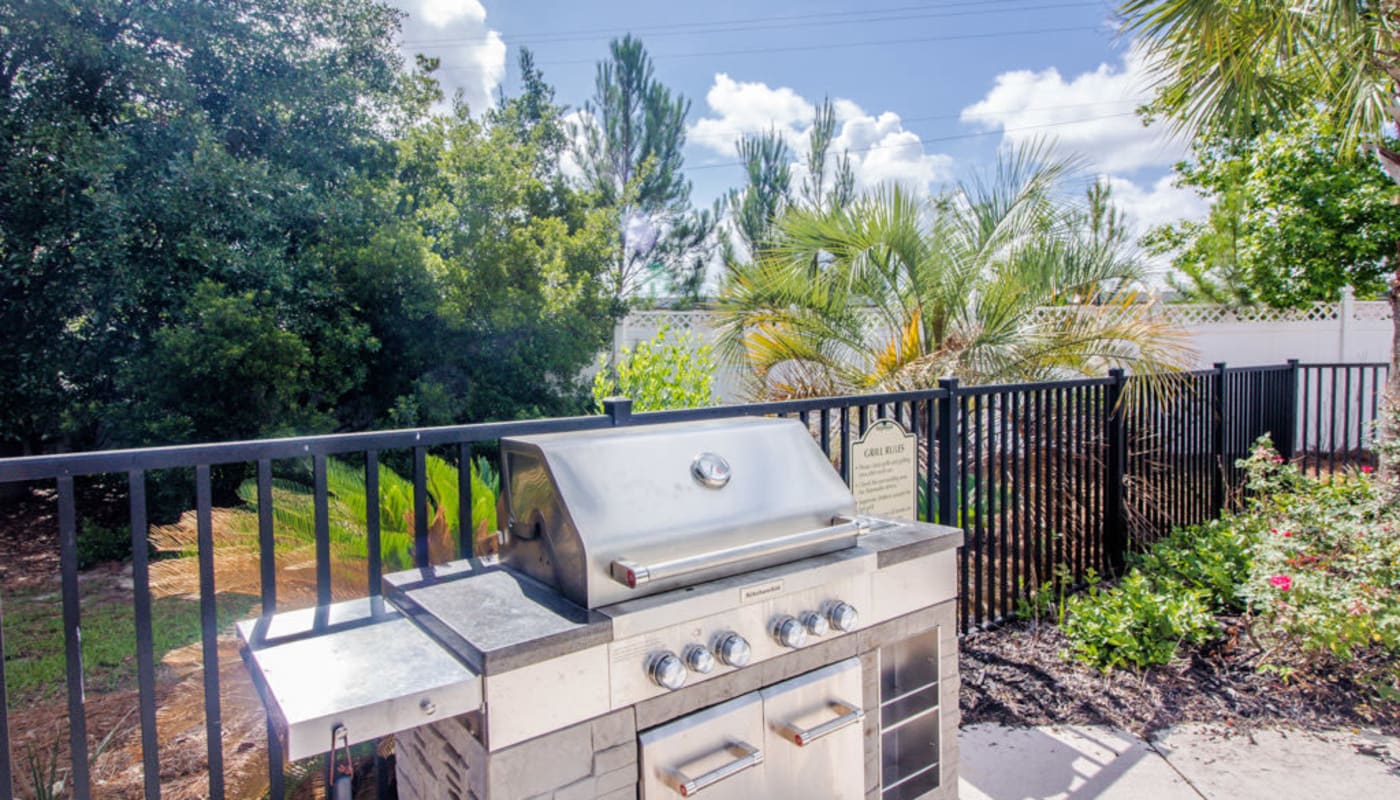 bbq area at Oakbrook Village in Summerville, South Carolina