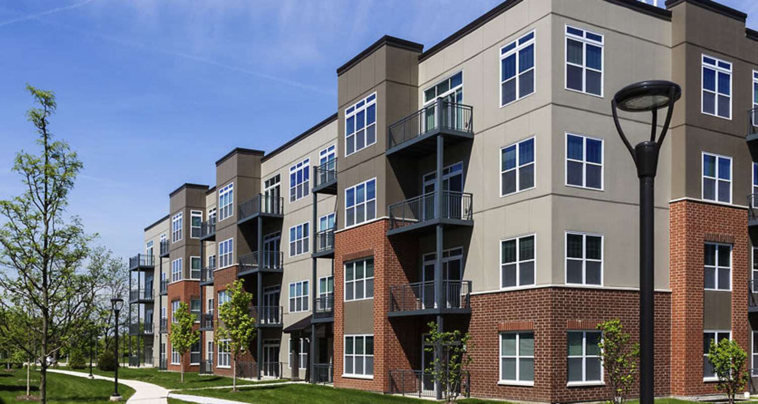 exterior at The Residences at Hamilton Lakes in Itasca, IL