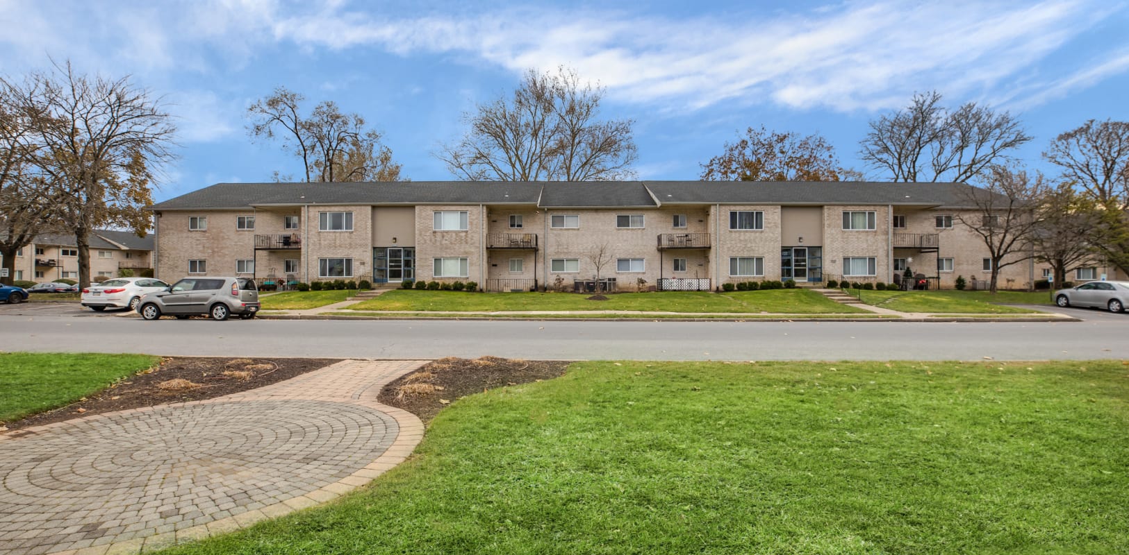 photos of penn crest apartments in allentown pa