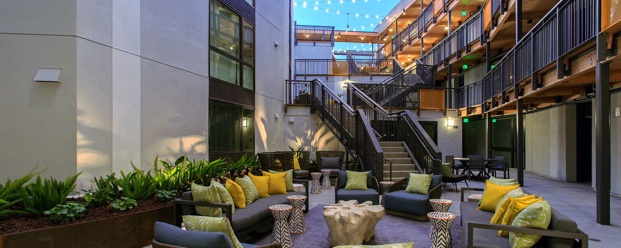 Uptown Oakland, CA Apartments near 19th Street BART The Moran