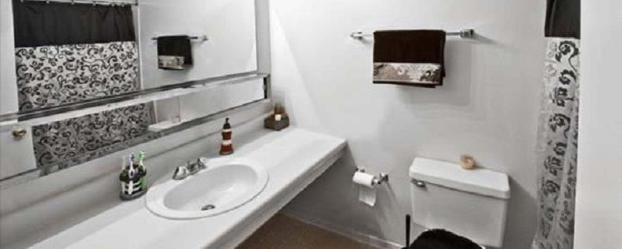Apartment bathroom at Towne Crest in Gaithersburg, Maryland