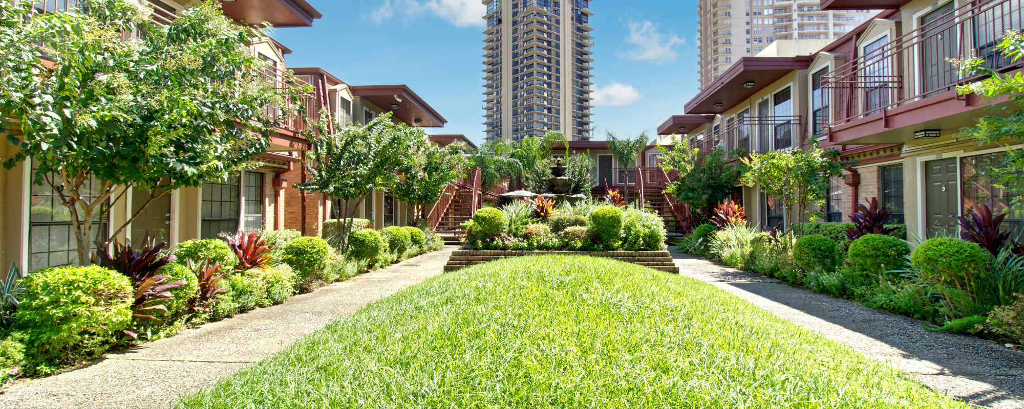 Apartments Galleria Oaks in Houston, Texas