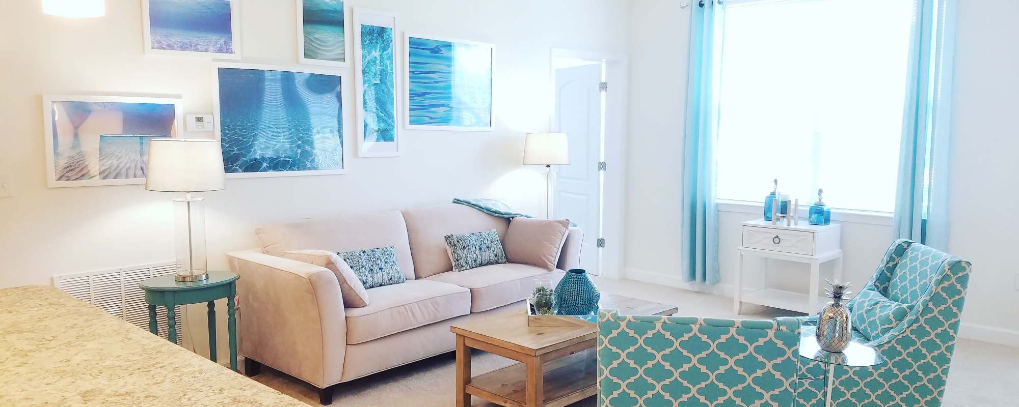 Open living space at Leander Lakes in Dover, Delaware