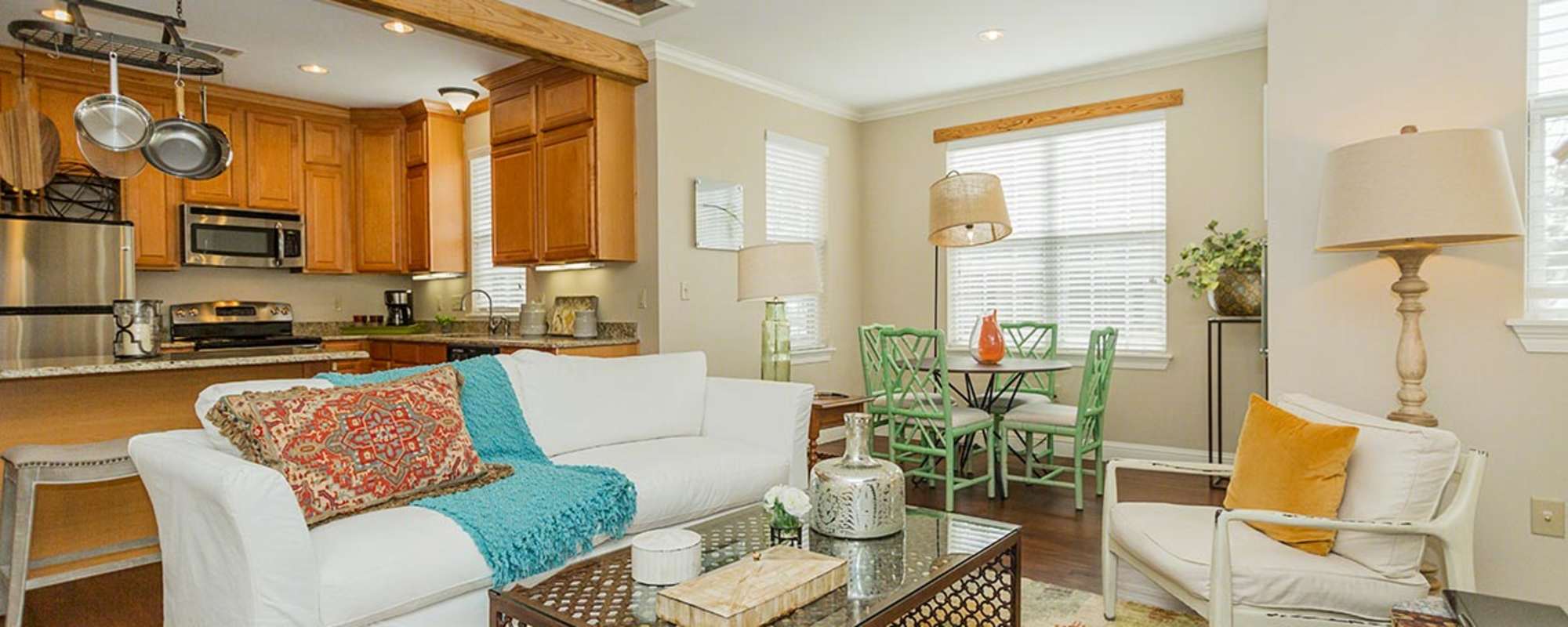 Living room with couch at Coates Bluff At Wright Island in Shreveport, Louisiana