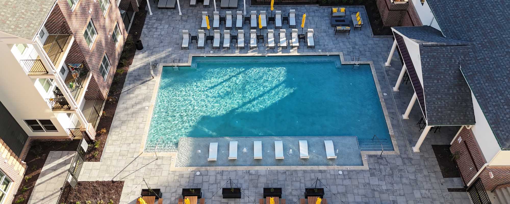 Apartments with a swimming pool at Governor's on North Henry in Williamsburg, Virginia