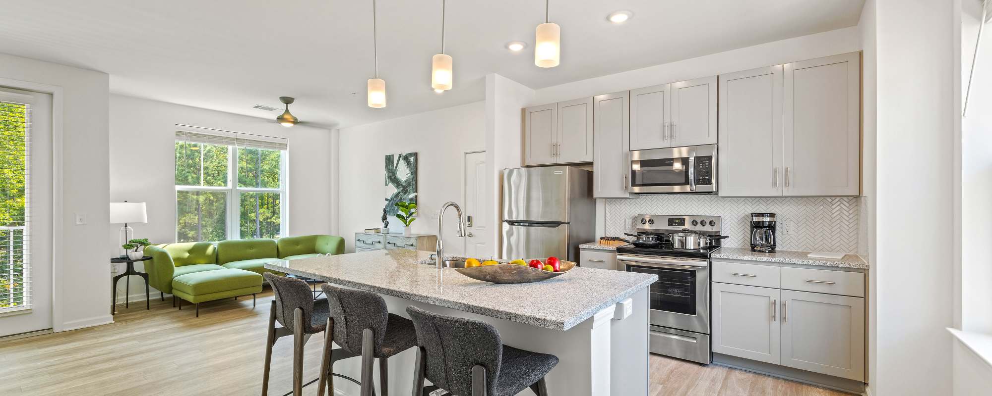 Midlothian, Virginia, apartments at Commonwealth Apartments