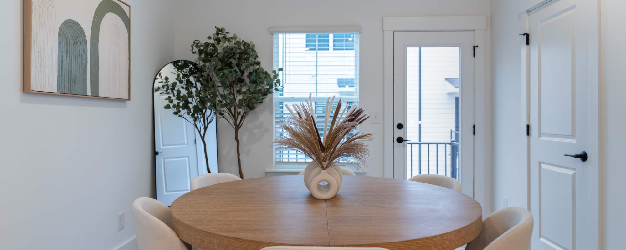 Dining Area at One West End in Charlotte, North Carolina