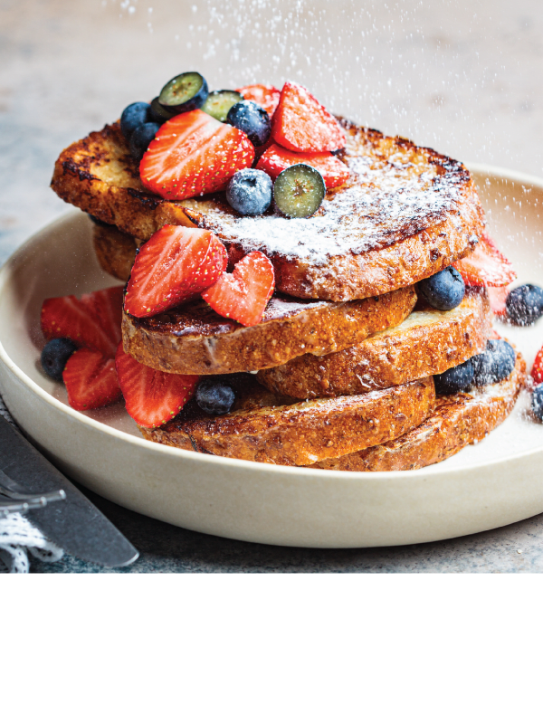 Learn more about dining at Pacifica Senior Living Victoria Court in Cranston, Rhode Island. 
