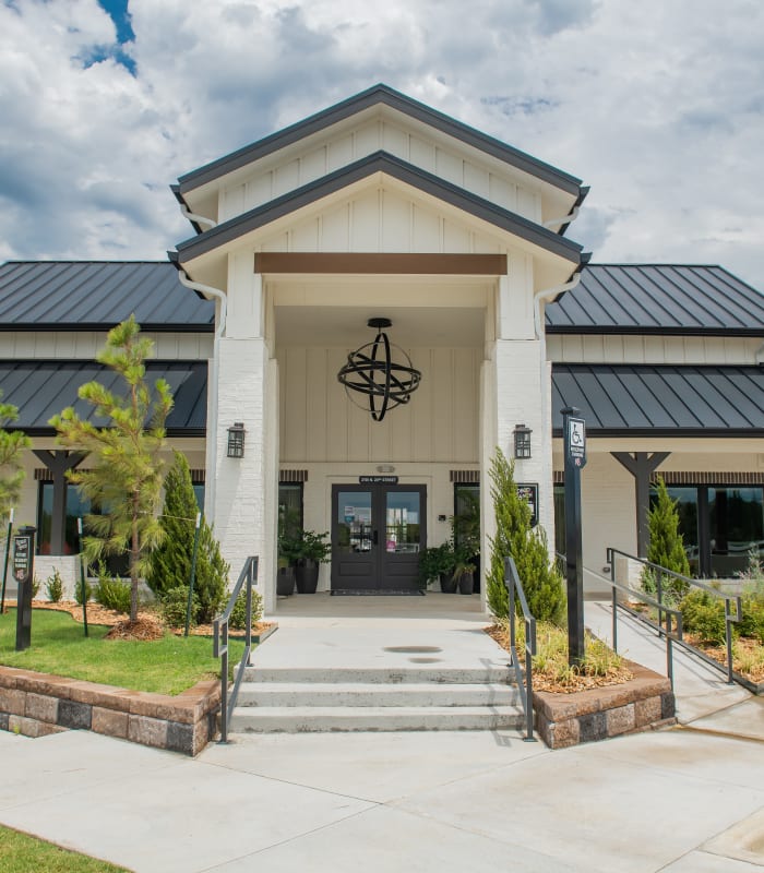 Front entrance to Redbud Ranch Apartments in Broken Arrow, Oklahoma