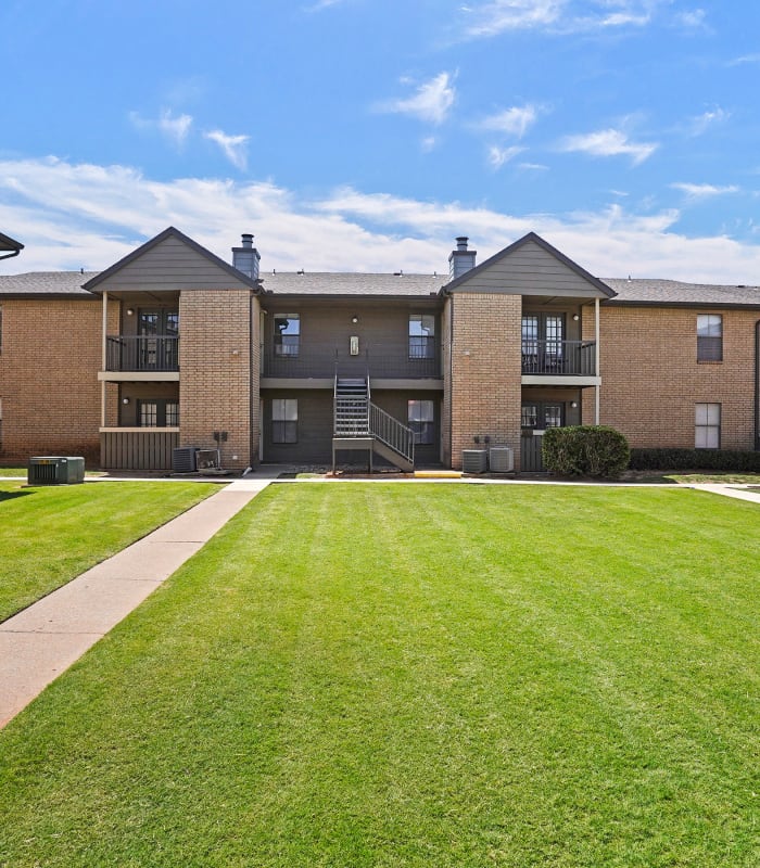 the Exterior at Cimarron Pointe Apartments in Oklahoma City, Oklahoma