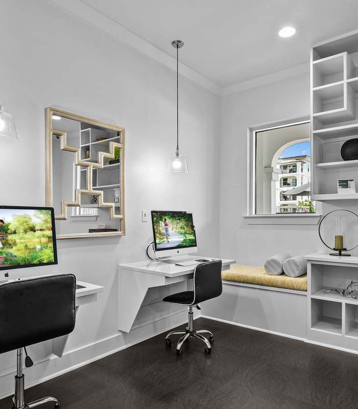 Business center at Towers Woodland in Conroe, Texas