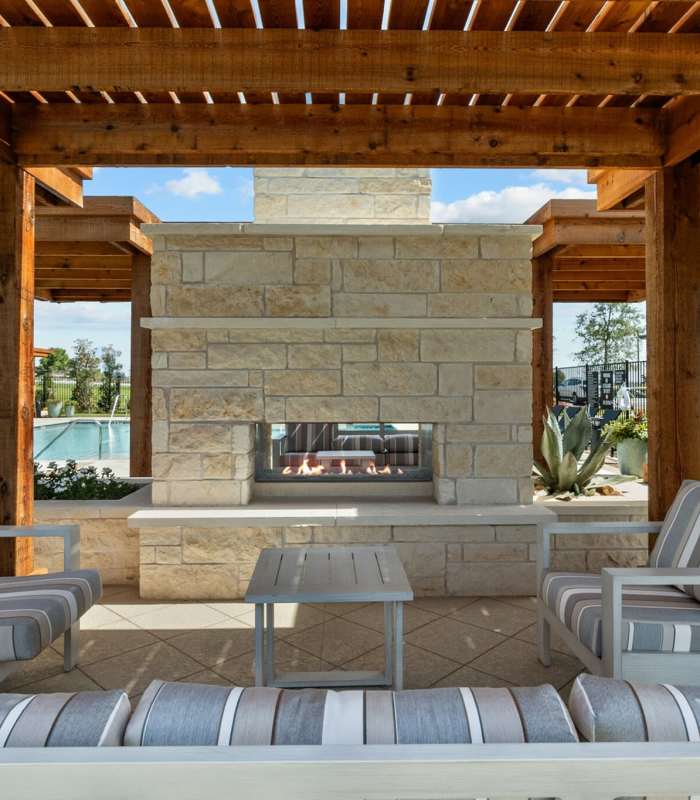 Grills at Mansions Eight65 in Hutto, Texas
