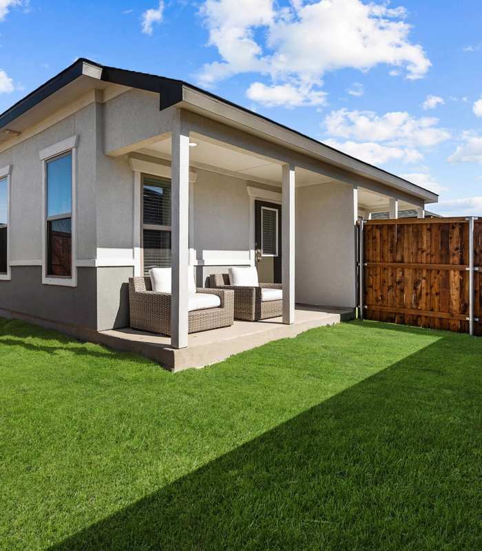 Fenced yard at Mansions Eight65 in Hutto, Texas