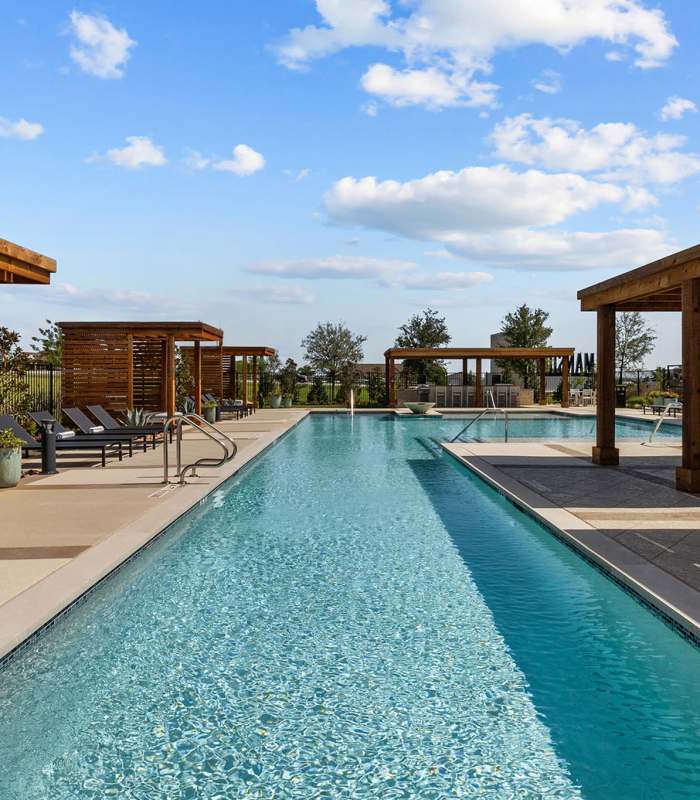 Pool at Mansions Eight65 in Hutto, Texas