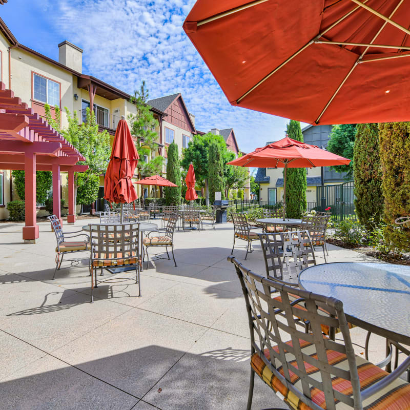 Patio at Windsor Court & Stratford Place in Westminster, California