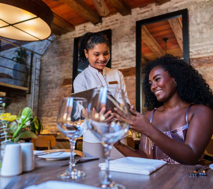 Woman placing the order at a restaurant near The Overlook at Keystone Canyon in Reno, Nevada
