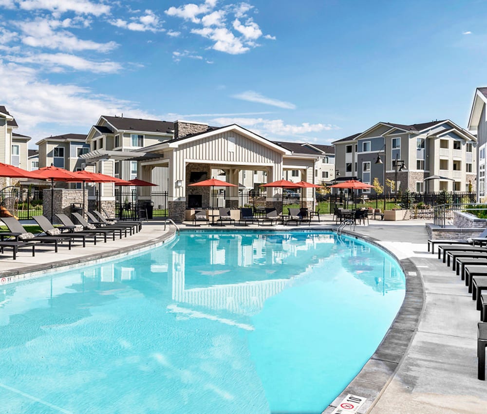 The Overlook at Interquest offers a large swimming pool in Colorado Springs, Colorado
