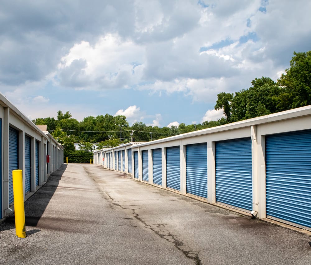 LArge driveways through AAA Self Storage at W Market St in Greensboro, North Carolina