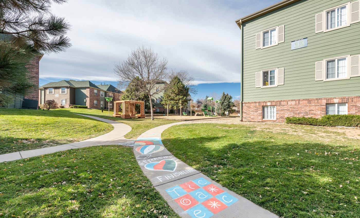 Photos Of Creekside Place Apartment Homes In Thornton Co