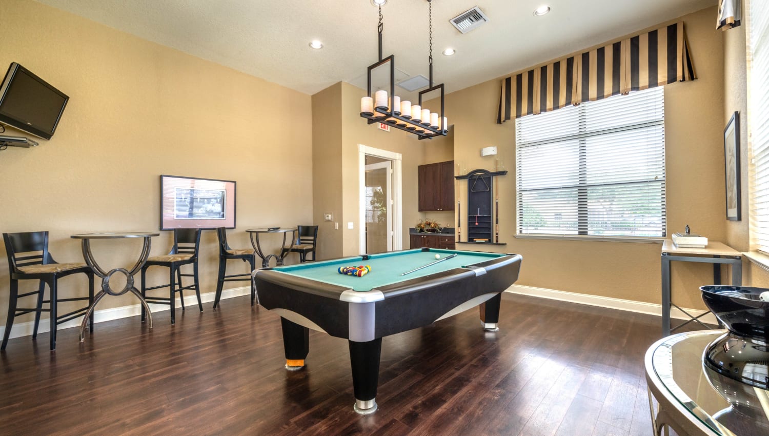 Billiards table in the game room at Mirador & Stovall at River City in Jacksonville, Florida