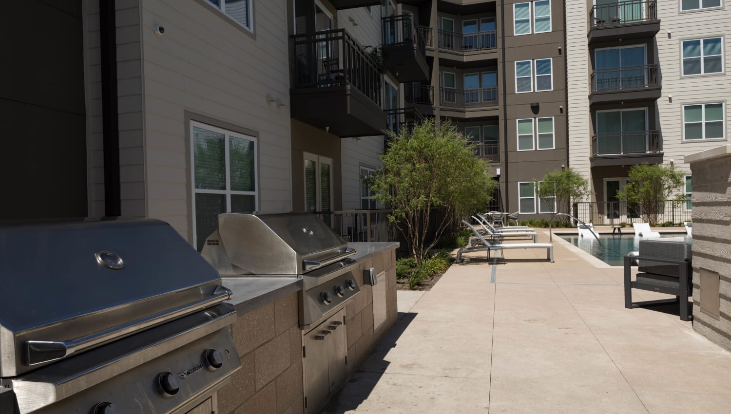 Gas barbecue grills at Lux on Main in Carrollton, Texas