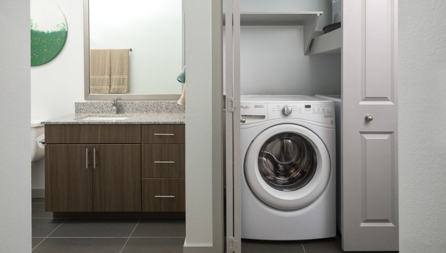 In-unit washer and dryer at Lux on Main in Carrollton, Texas