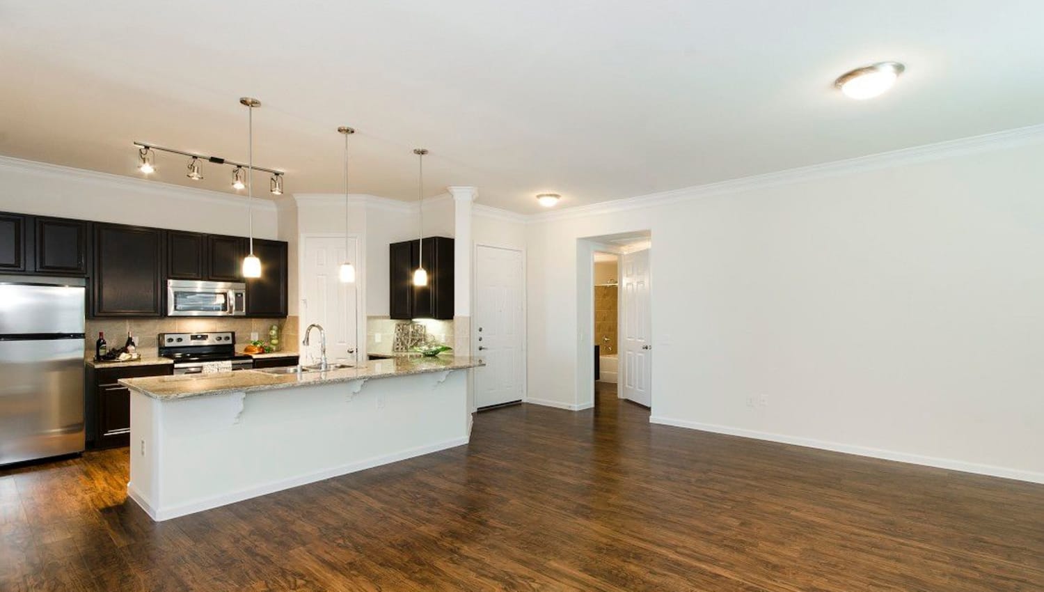 Photos of Olympus Woodbridge | Modern Apartments in Sachse, TX