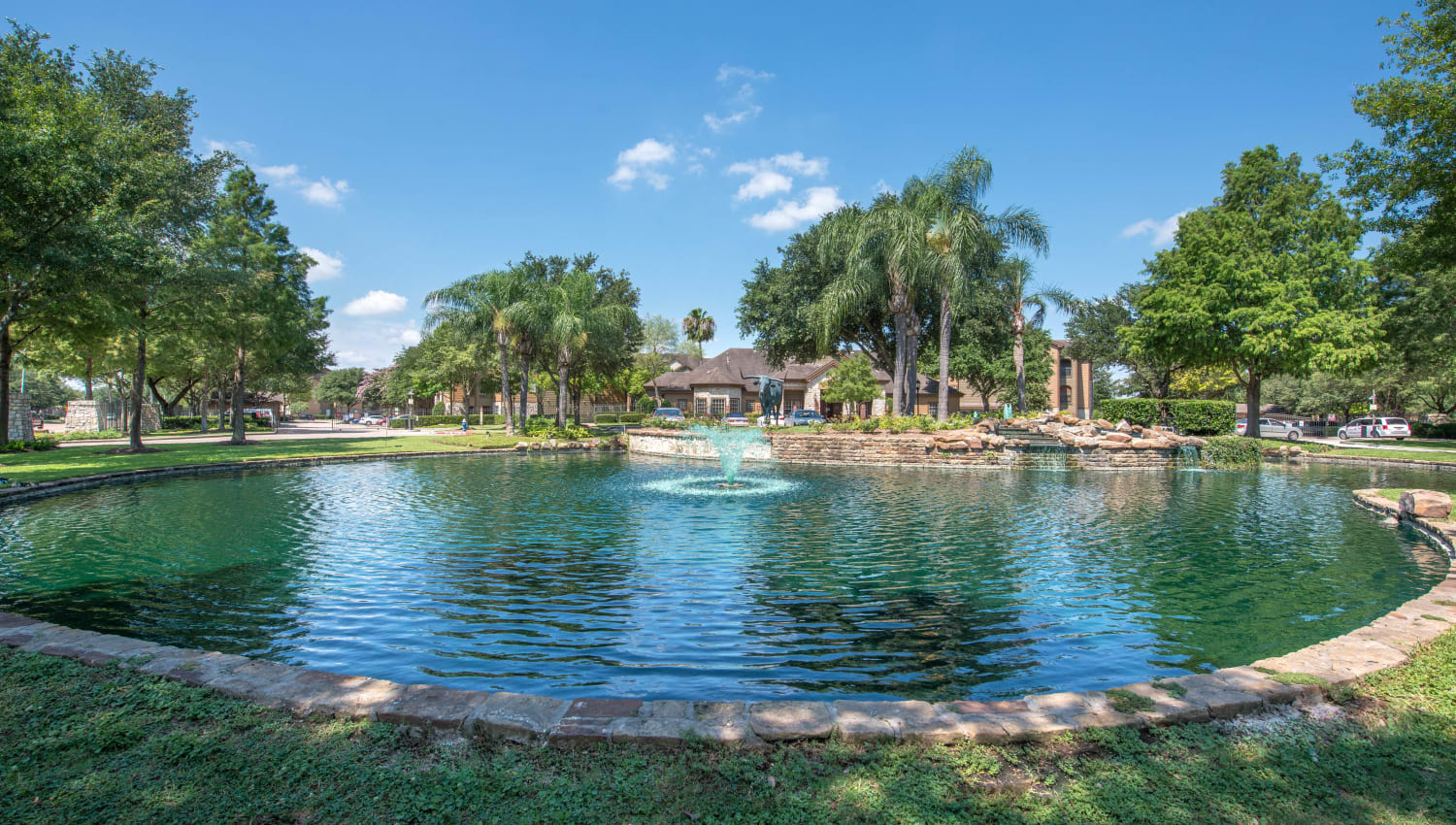 Photos of The Ranch at Shadow Lake Apartments in Houston, TX