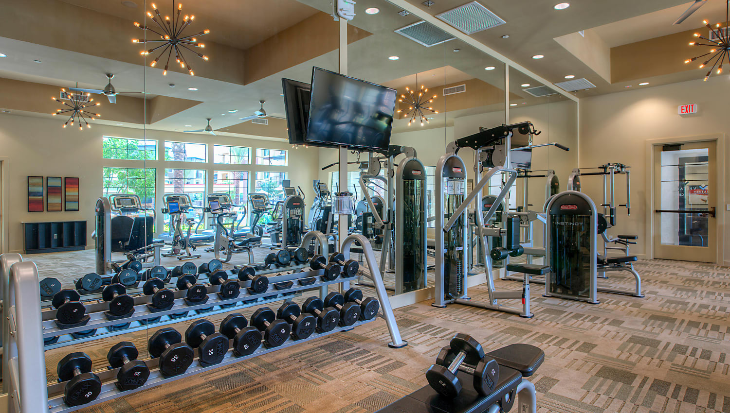 Photos of Vistara at SanTan Village Apartments in Gilbert, AZ