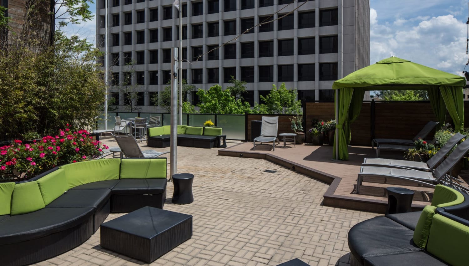 Outdoor patio area at Solace on Peachtree in Atlanta, Georgia