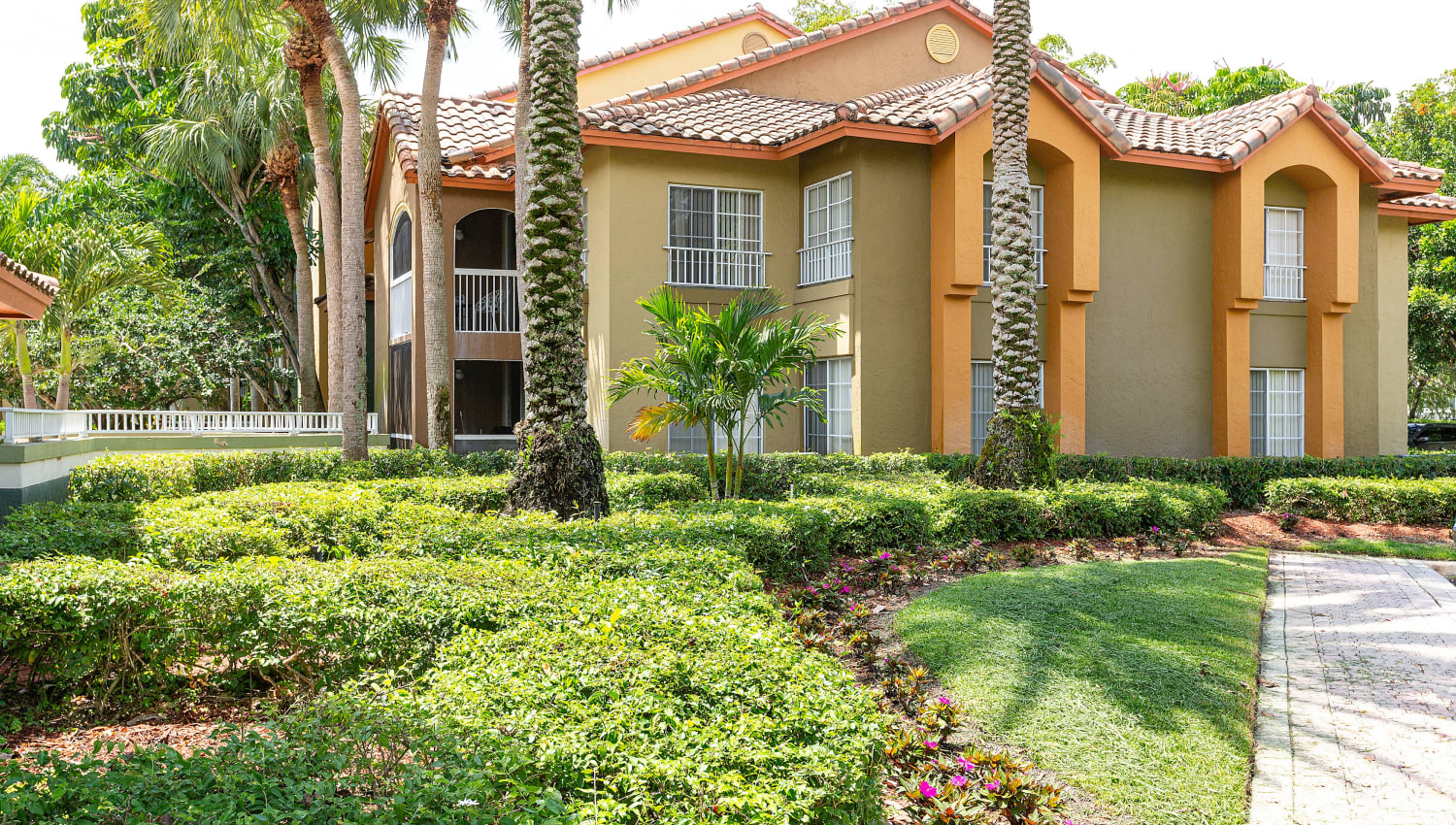 Exterior of Mosaic Apartments in Coral Springs, Florida