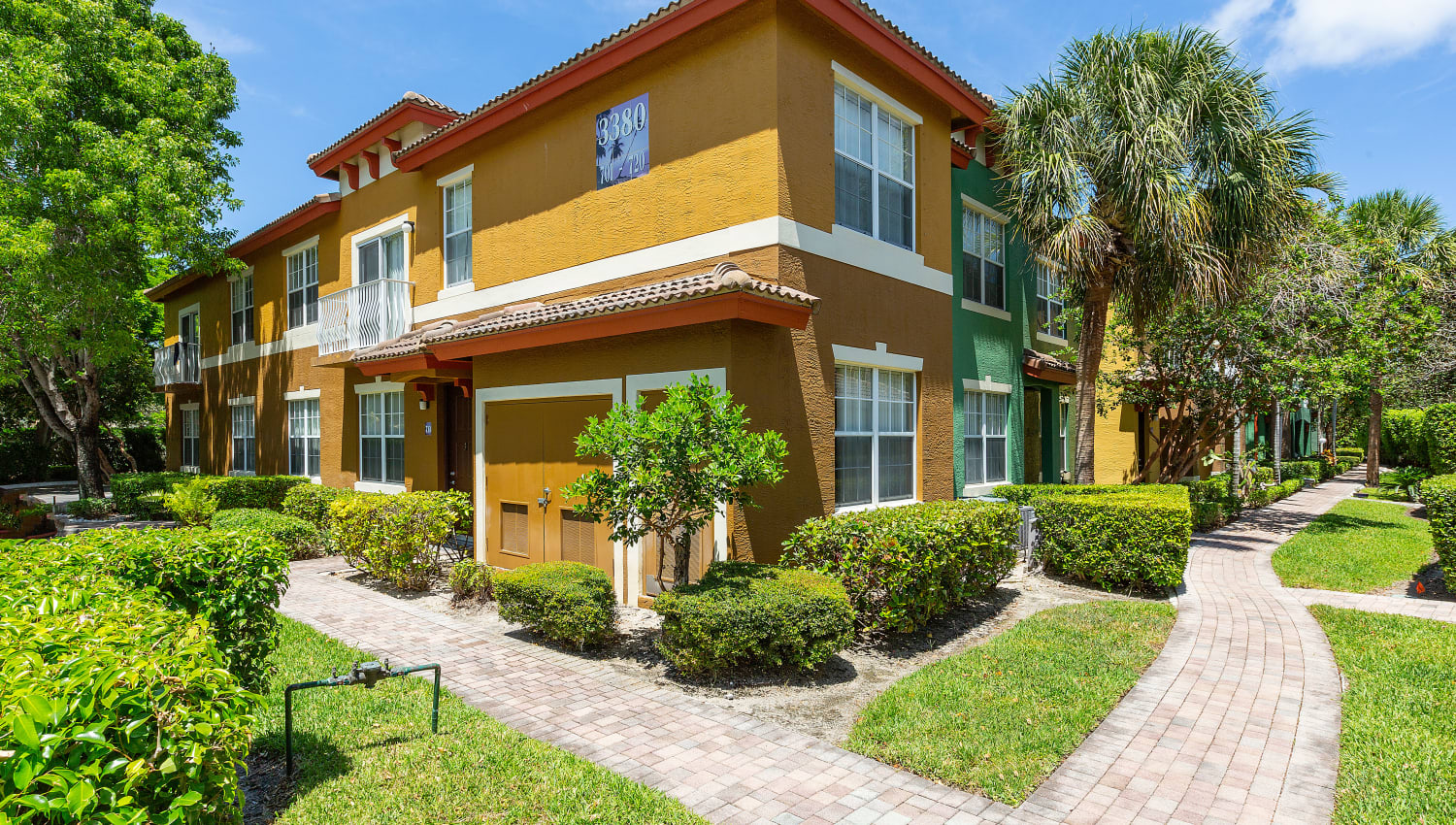 Exterior of apartment buildings at Delray Bay Apartments in Delray Beach, Florida