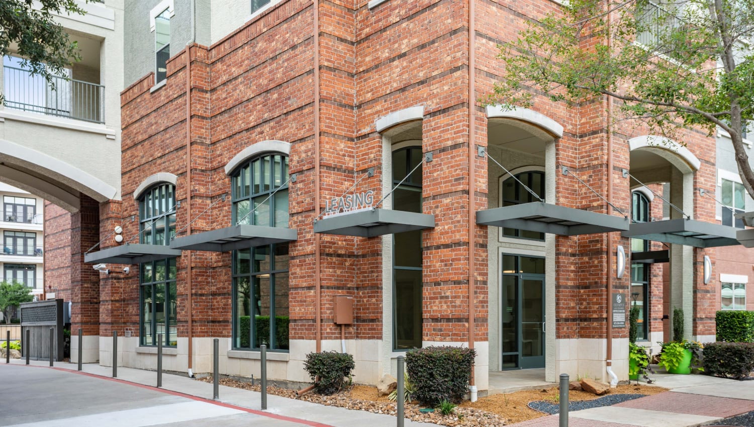 Leasing center at Olympus Las Colinas in Irving, Texas