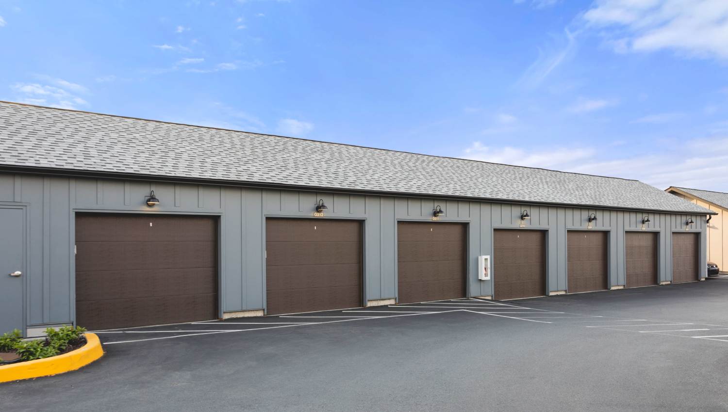 Garages at Helm in Everett, Washington