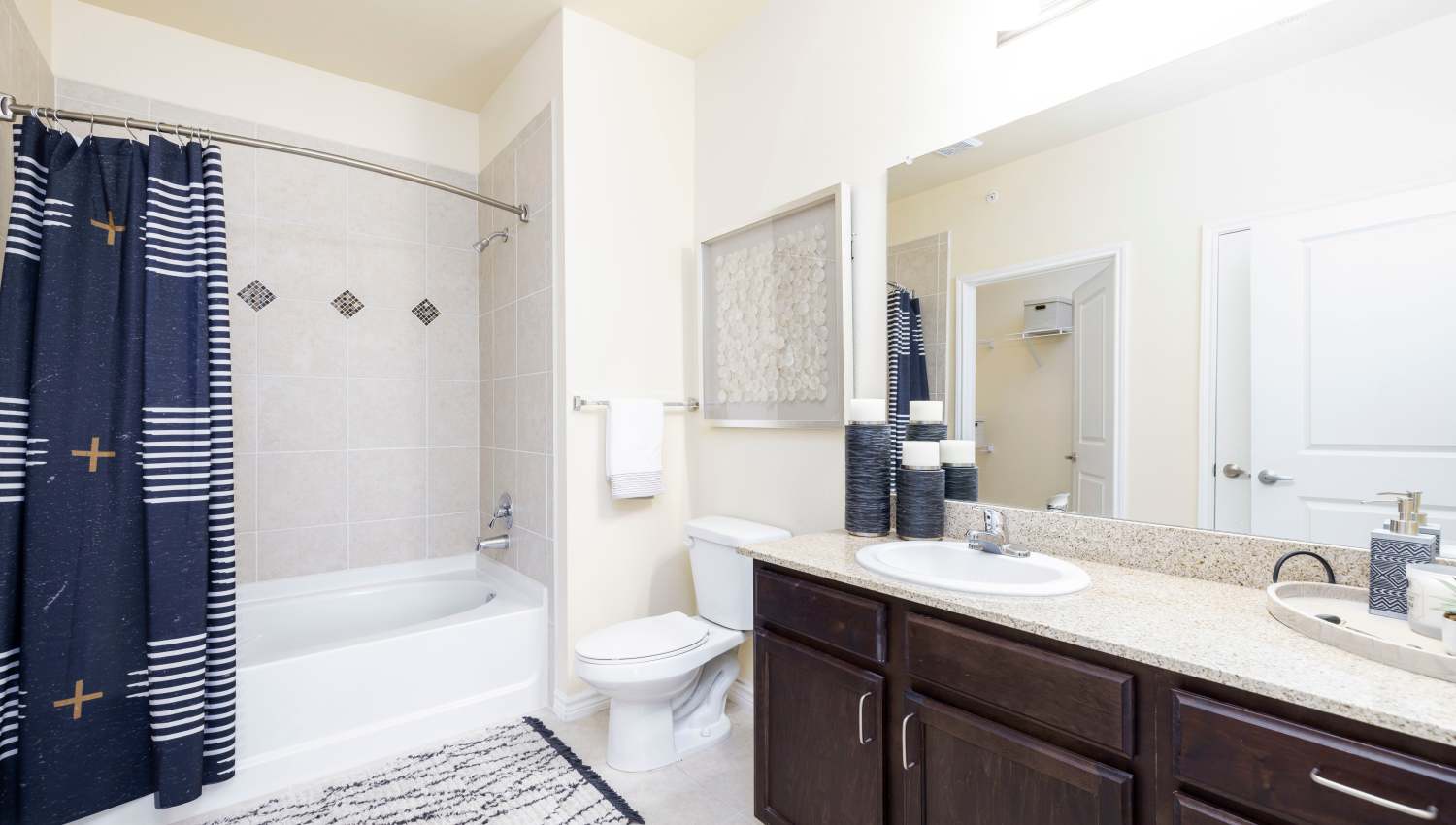 Model bathroom at Sonoma Palms in Las Cruces, New Mexico