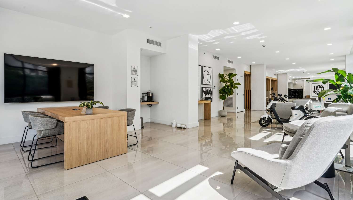 Clubhouse aesthetic interiors at Fifteen in Miami,Florida
