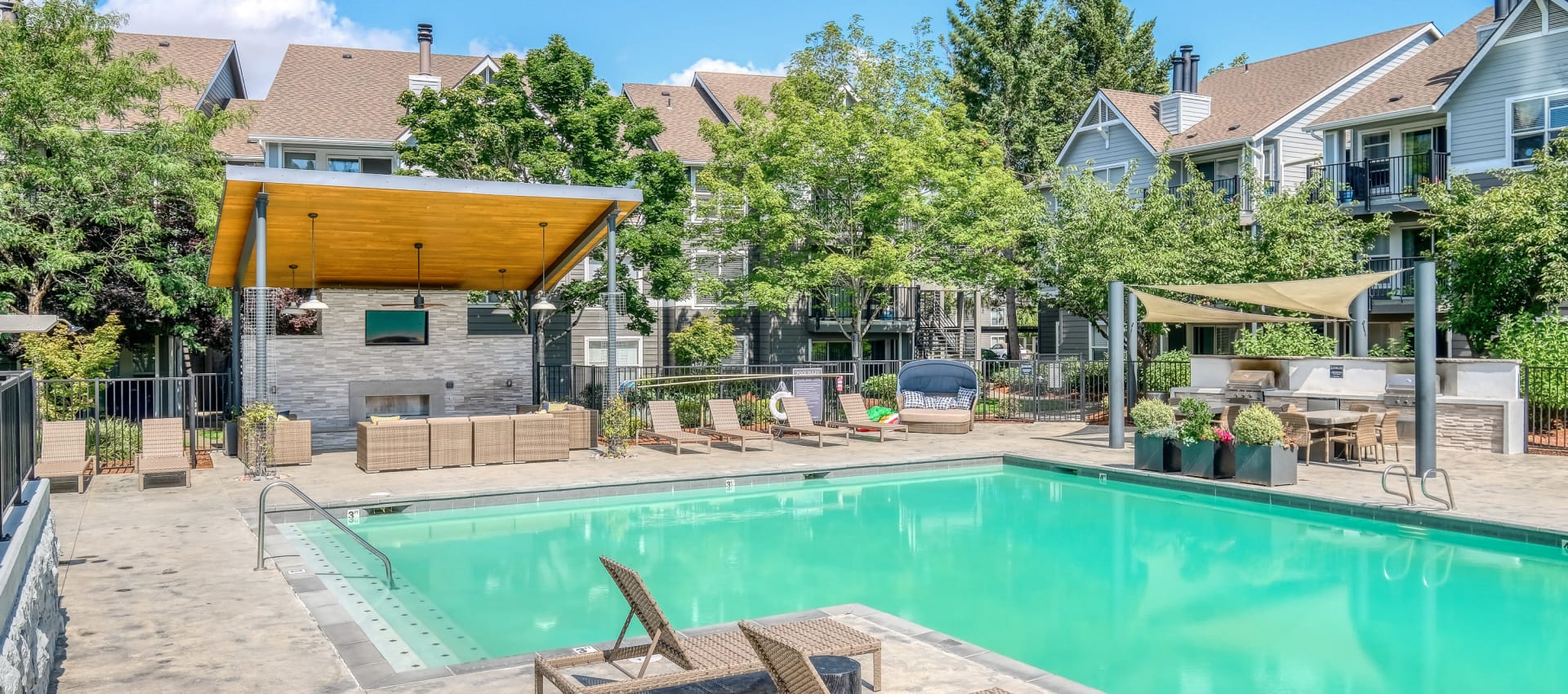 Photos of Centro Apartment Homes in Hillsboro, Oregon