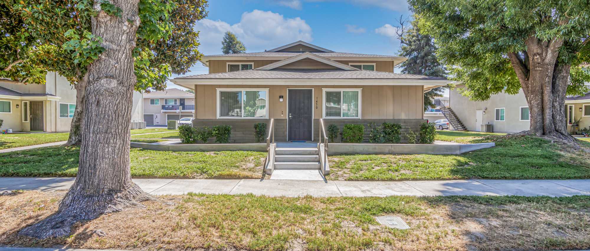 Riverside, California Apartments for Rent Breezewood Apartments