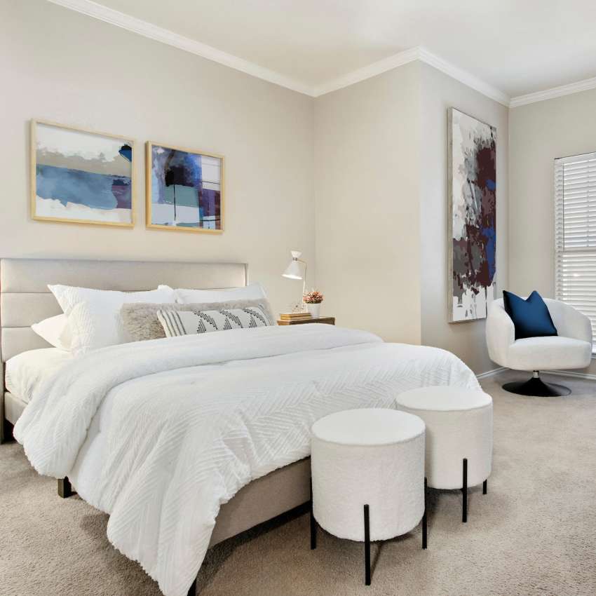 Primary bedroom with sitting area at Rancho Palisades