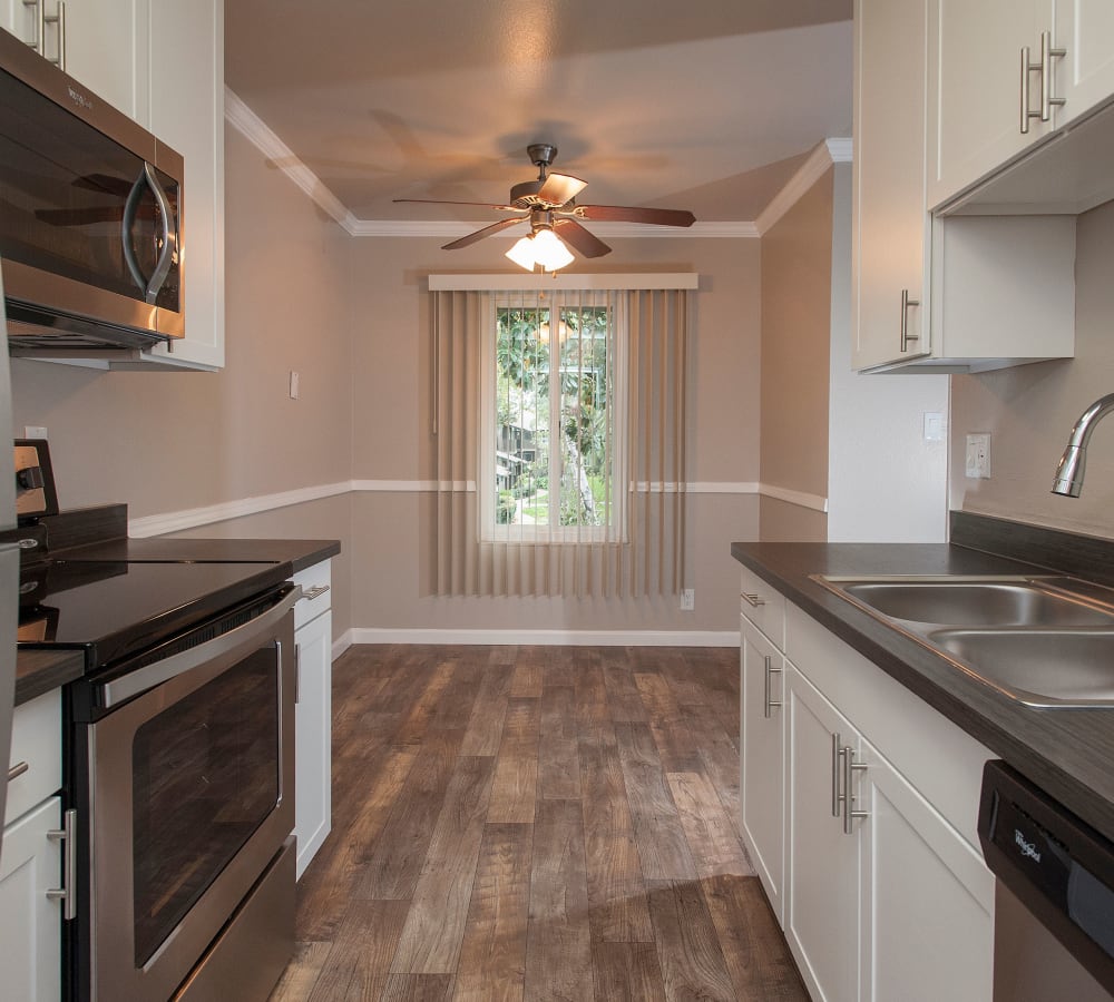 1 & 2 Bedroom Apartments for Rent in Livermore, CA