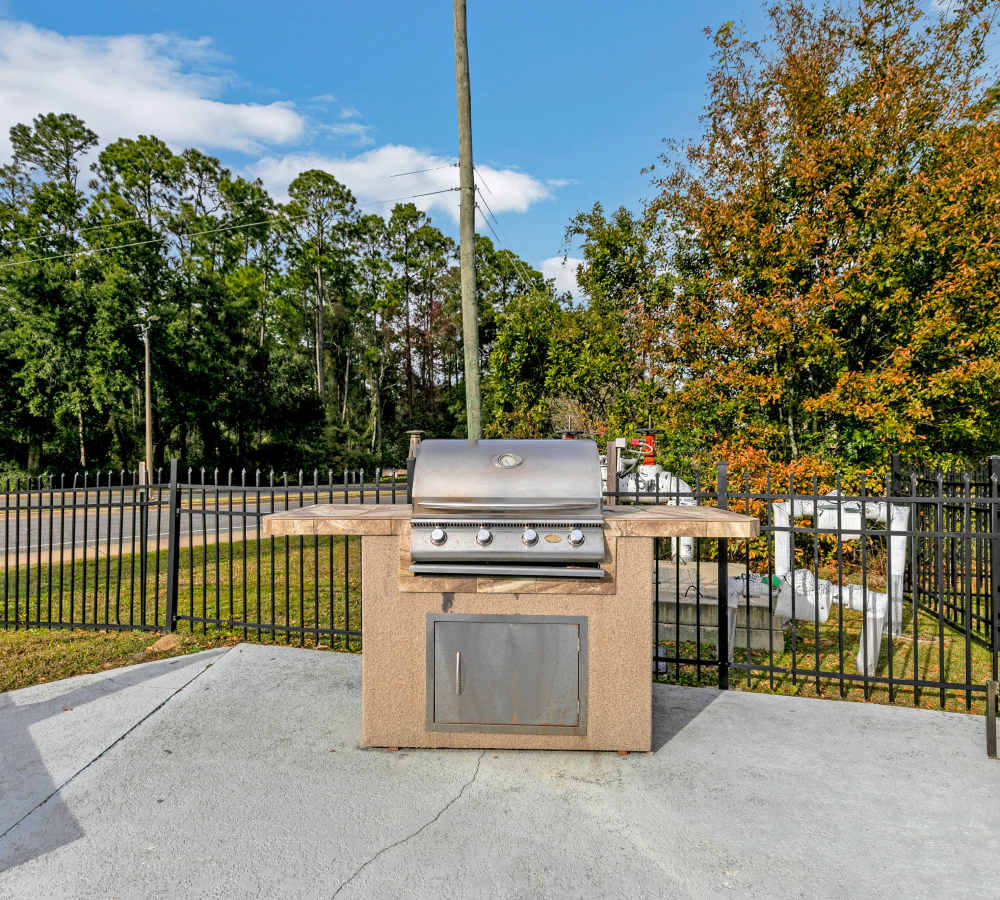Outdoor barbeque at The Edge in Pensacola,Florida