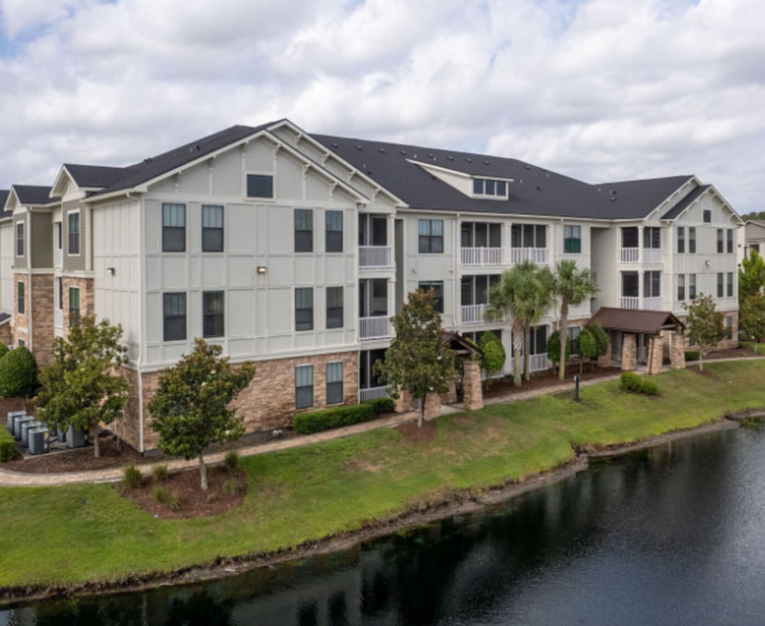 Photos of Terraces at Town Center in Jacksonville, FL