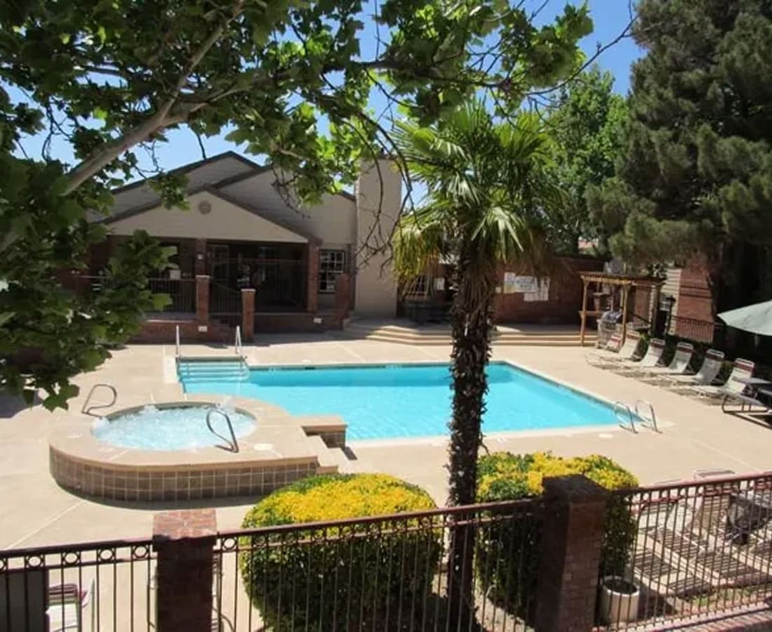 Swimming pool and hot tub at High Range Village in Las Cruces, New Mexico