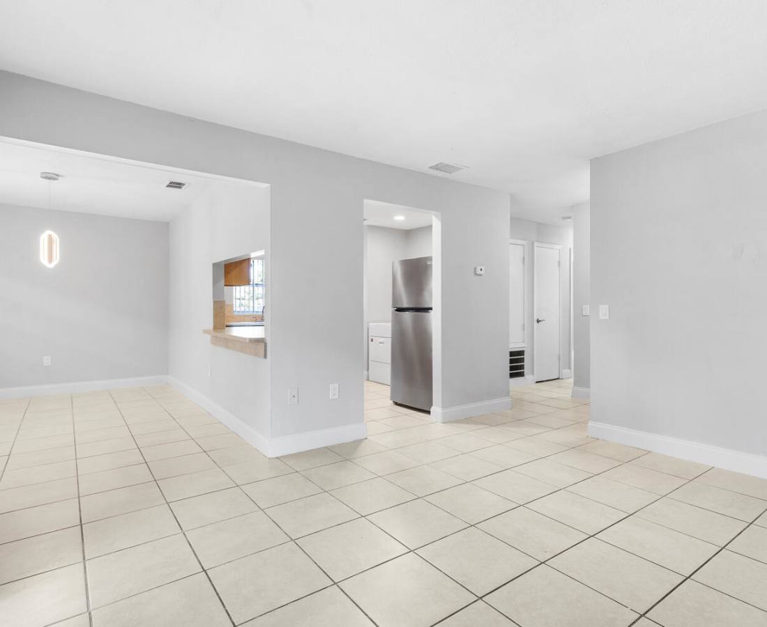 Spacious apartment at Palm Bay Club in Palm Bay, Florida