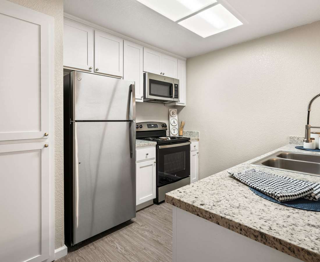 Beautiful Kitchen at Waterford Place in Folsom, California