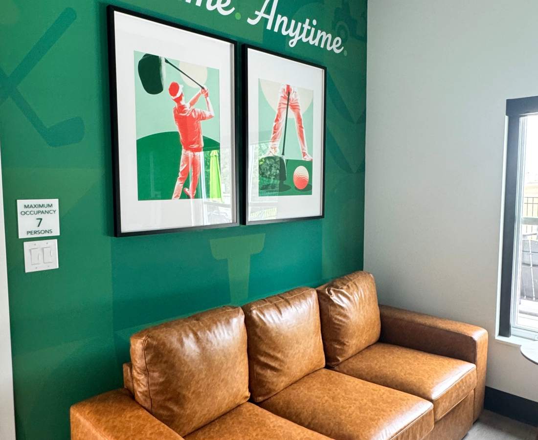 Clubhose with leather sofa at Pritchard Park Place in Racine, Wisconsin