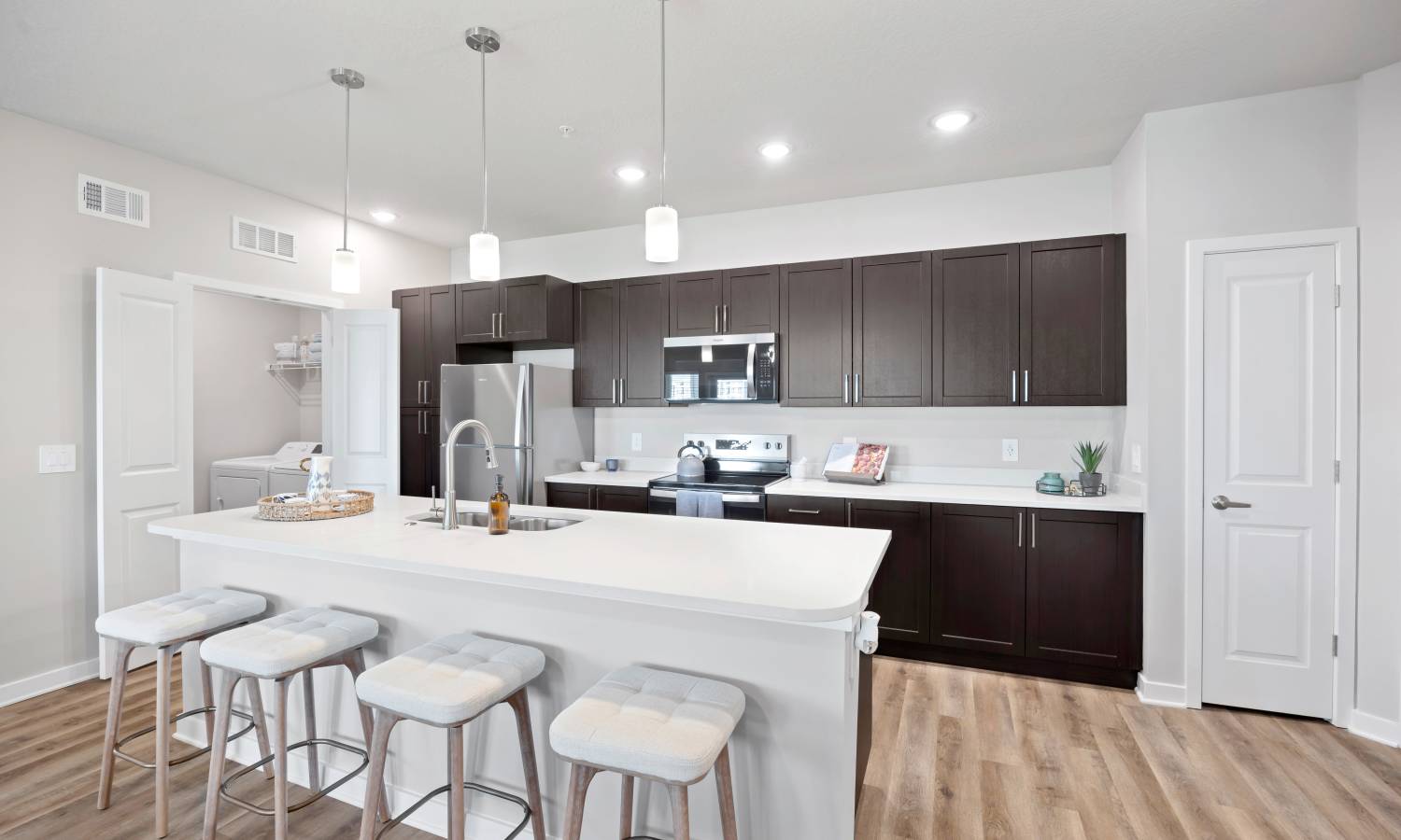 kitchen at The Carlton At Robinson Gateway in Palmetto, Florida
