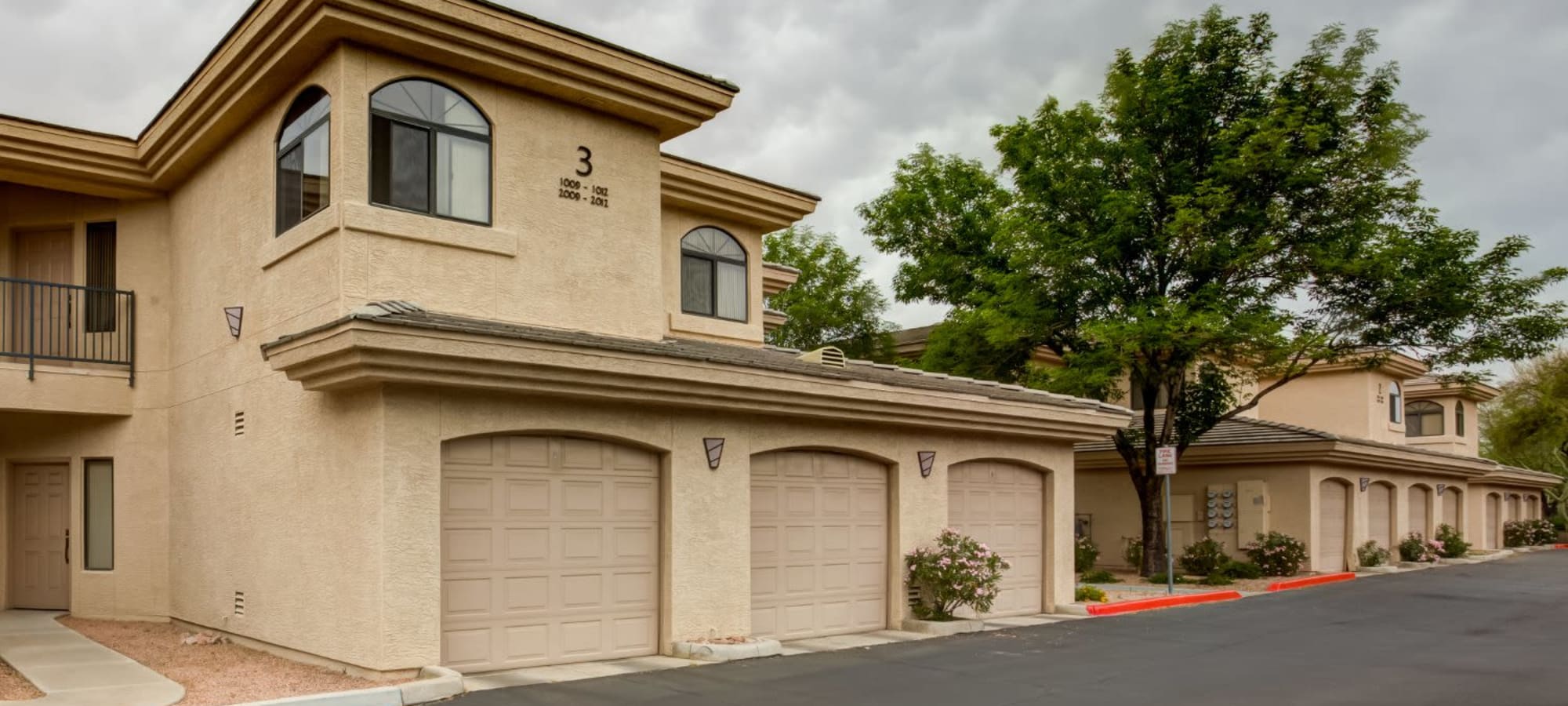 Since private garages with some of the homes at Ascend at Kierland in Scottsdale, Arizona